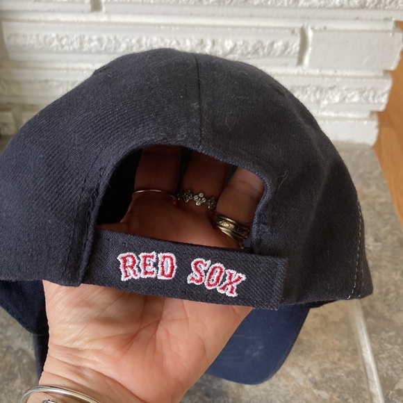 Boston Red Sox Cap - Picture 5 of 6